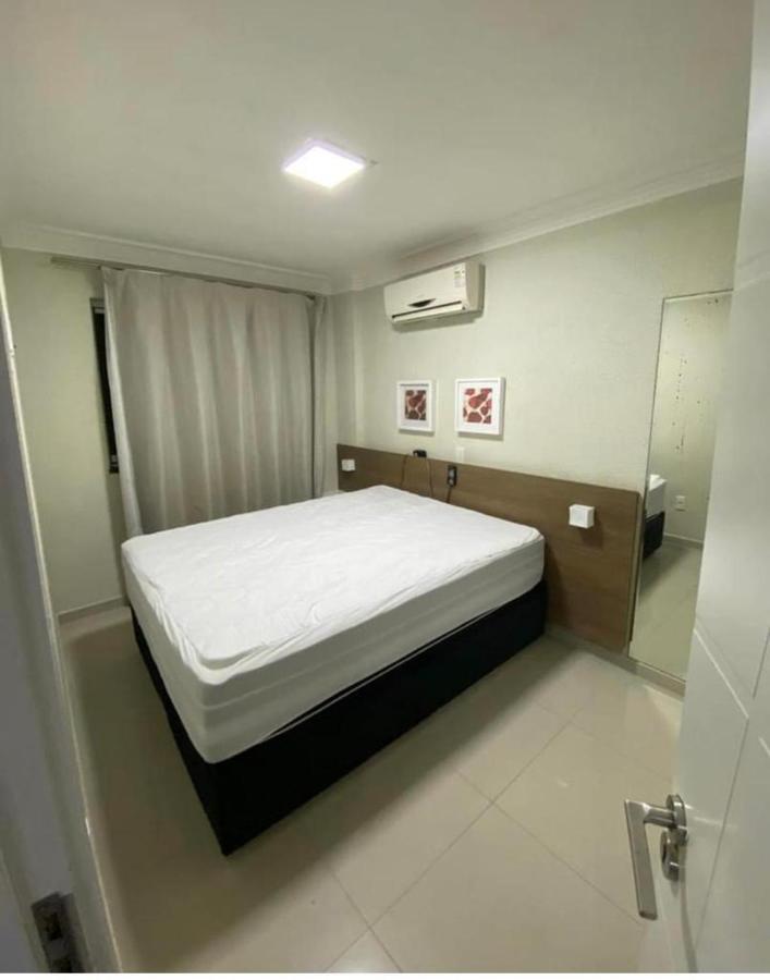 Apartamento Em Condominio Em Бомбиняс Екстериор снимка